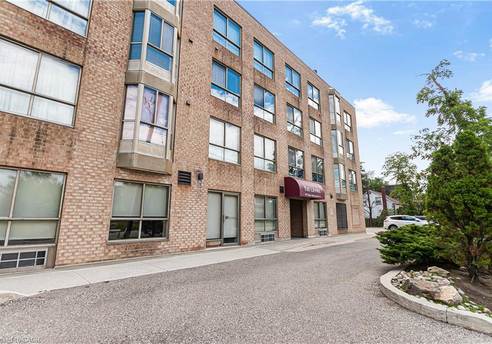 249-major-mackenzie-drive-e-richmond-hill-ontario-40847477