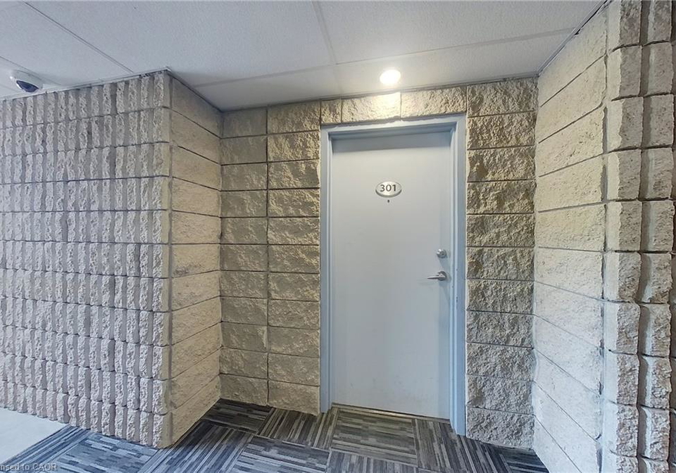 65-silvercreek-parkway-n-guelph-ontario-40847487