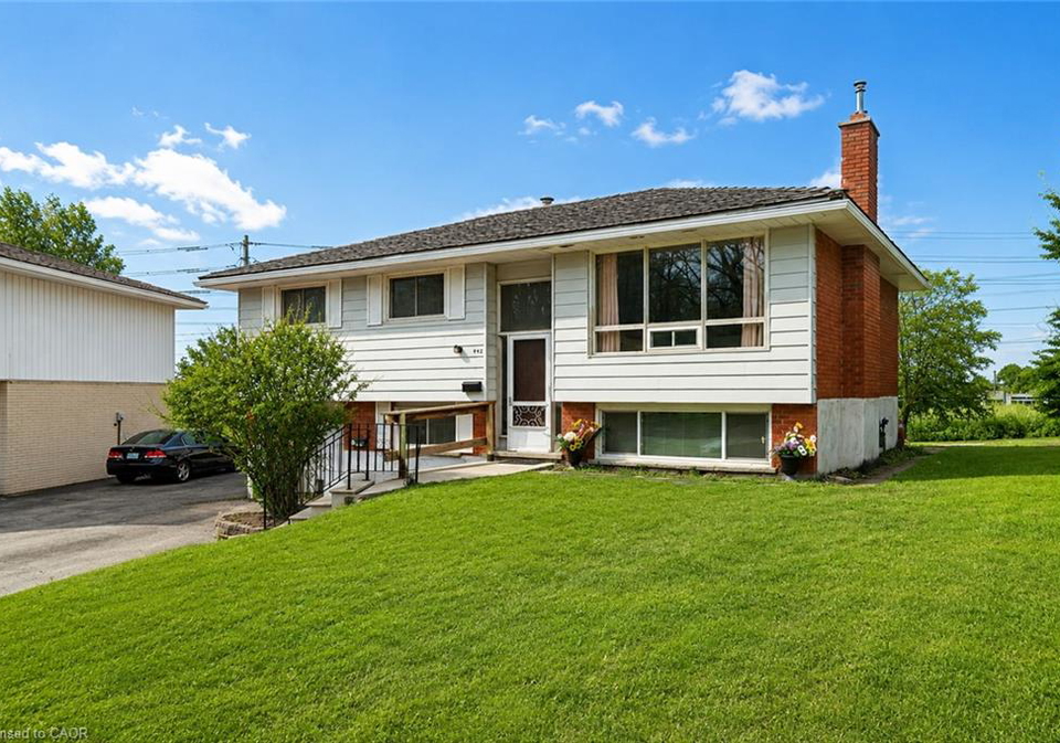 442-blythwood-place-waterloo-ontario-40847520