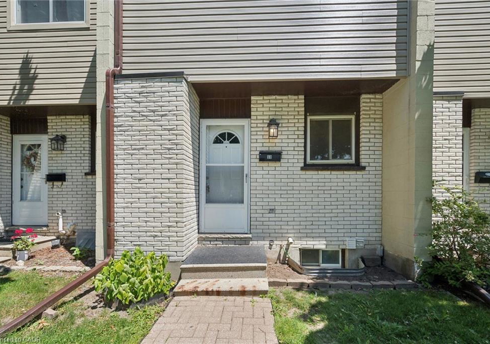 178-grulke-street-kitchener-ontario-40847524