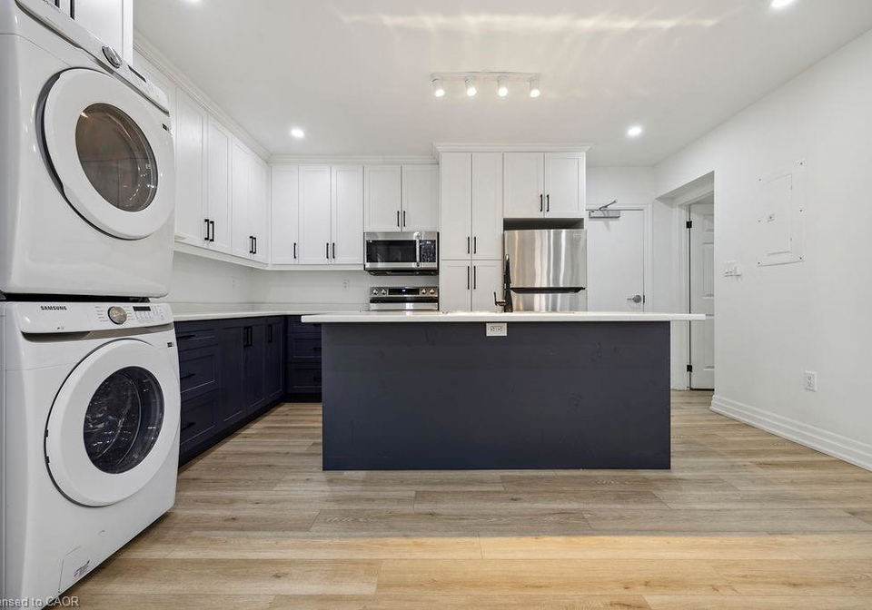 132-prospect-street-s-hamilton-ontario-40847529