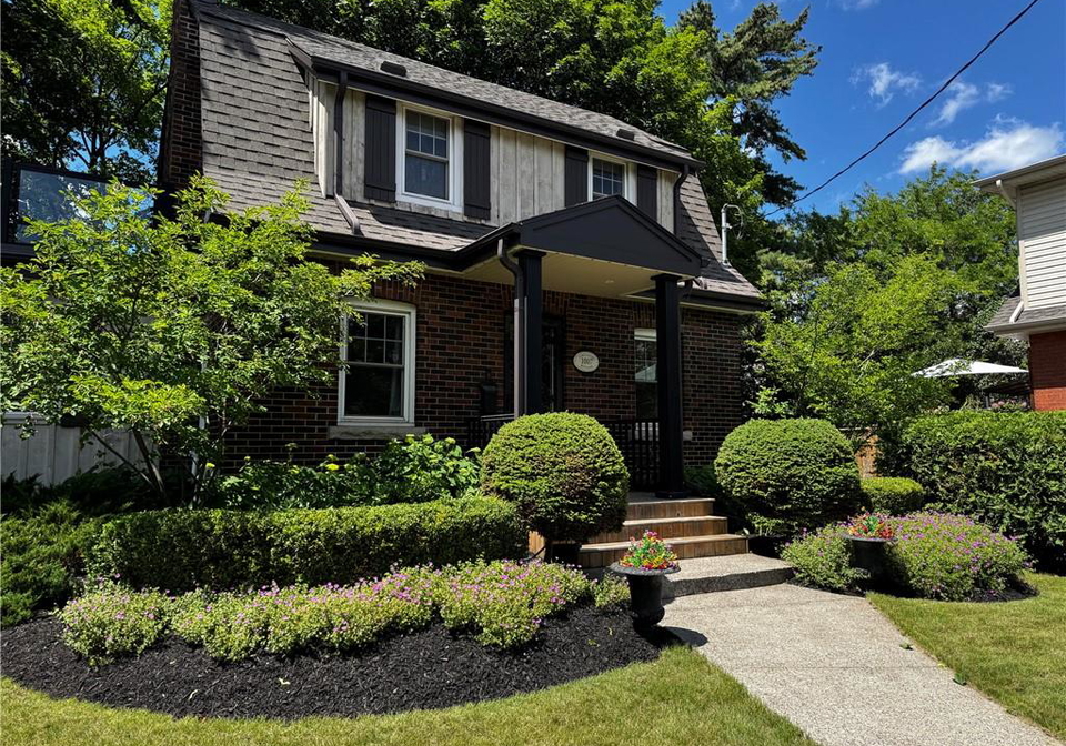 1007-north-shore-boulevard-e-burlington-ontario-40847545