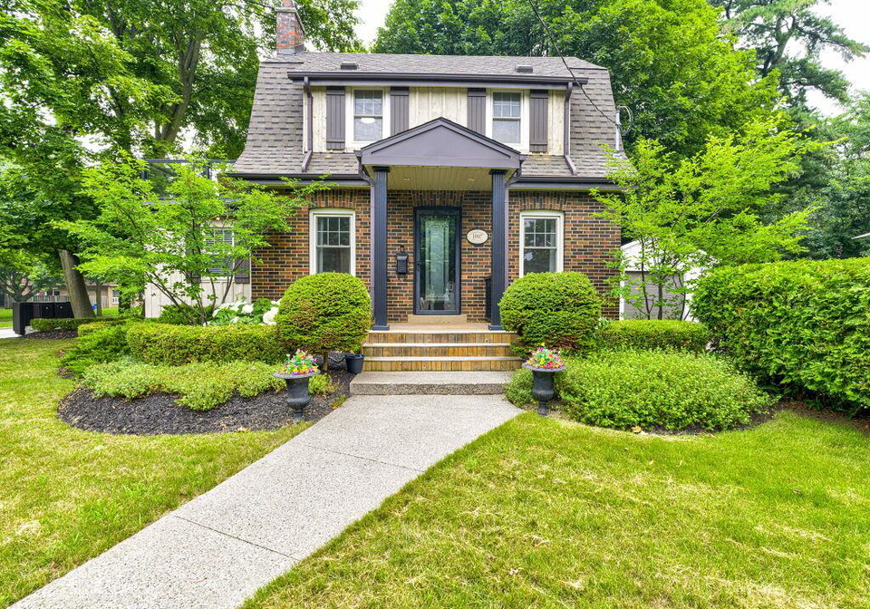 1007-north-shore-boulevard-e-burlington-ontario-40847545