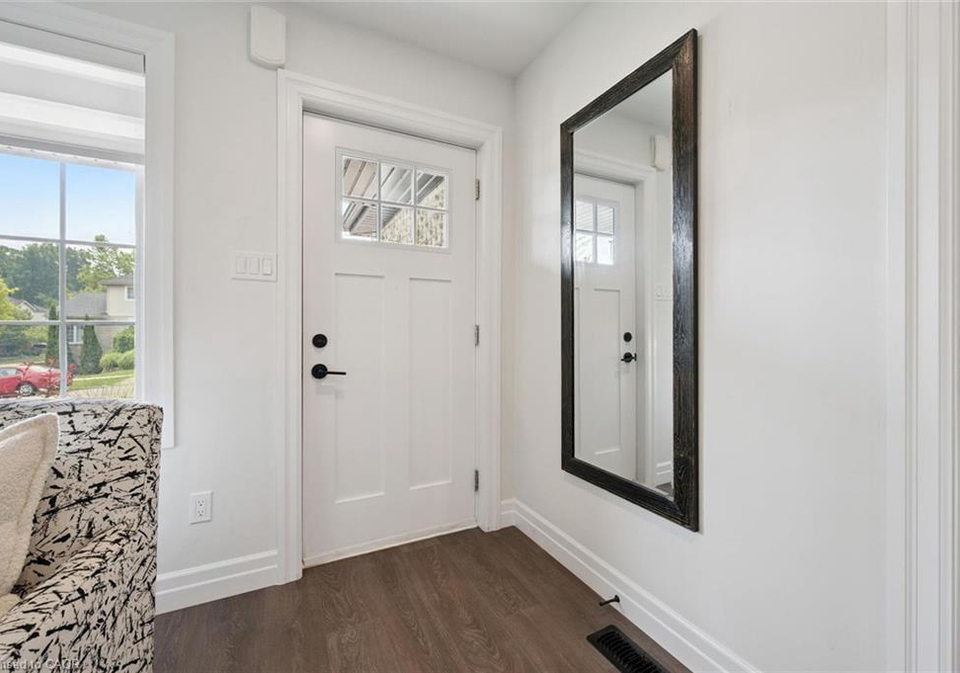 142-marl-meadow-drive-kitchener-ontario-40847571