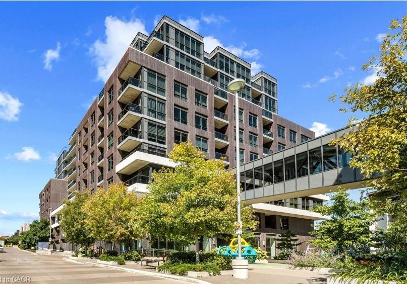 26-gibbs-street-etobicoke-ontario-40847575