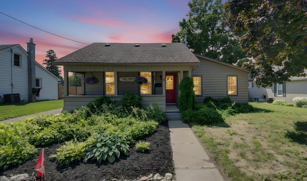 4-wellington-street-paris-ontario-40847639