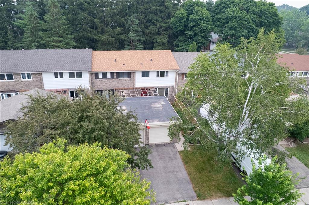 18-ralgreen-crescent-kitchener-ontario-40847643