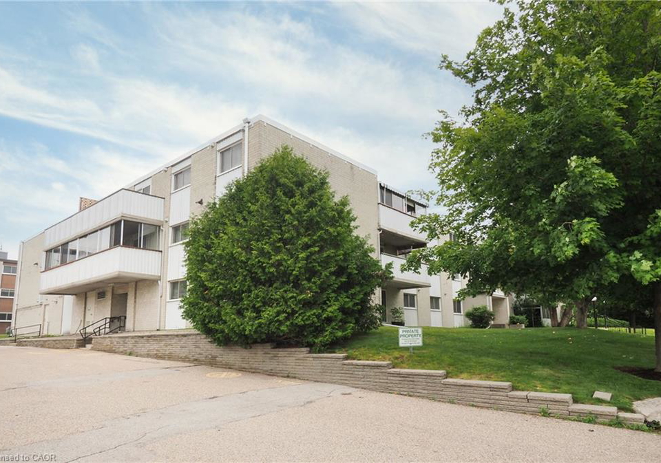 6-walton-avenue-kitchener-ontario-40847694