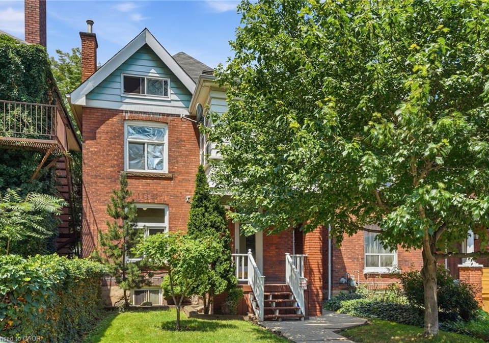 86-sanford-avenue-s-hamilton-ontario-40847721