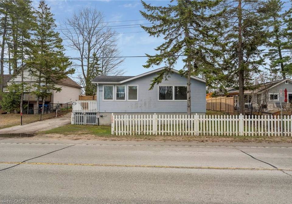 449-mosley-street-wasaga-beach-ontario-40847745