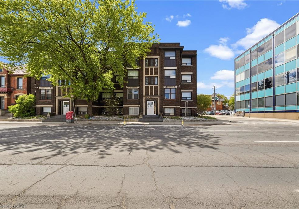 468-main-street-e-hamilton-ontario-40847798