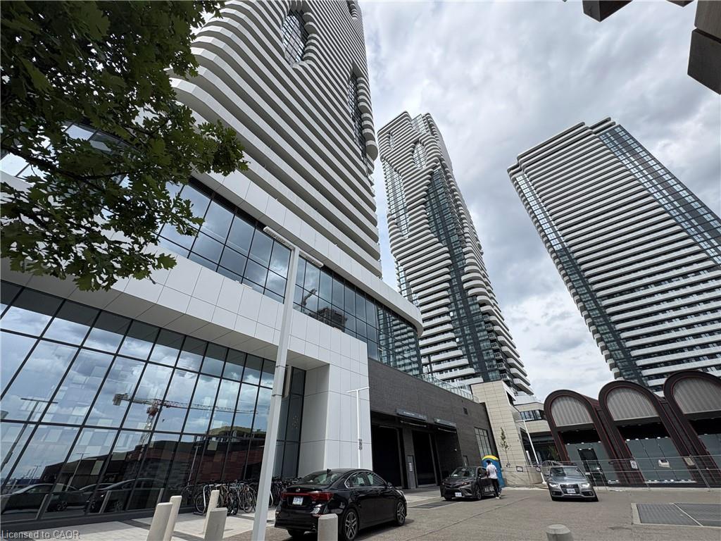 195-commerce-street-vaughan-ontario-40847880