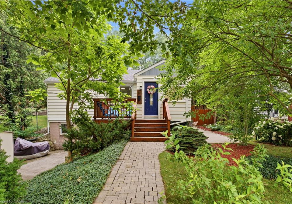 38-mercer-street-dundas-ontario-40847980