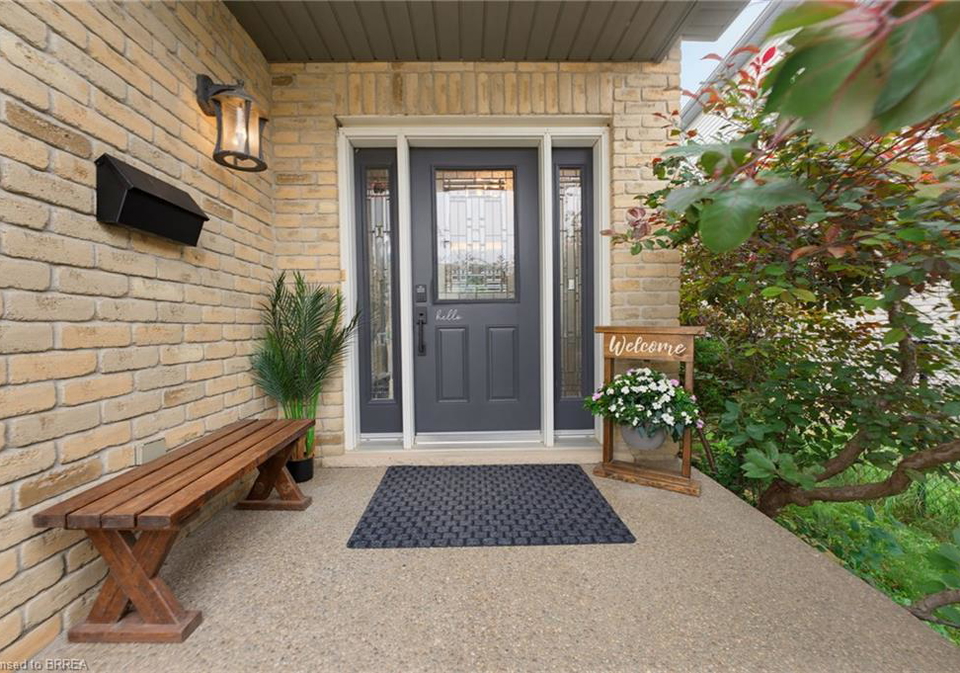 196-mcguiness-drive-brantford-ontario-40848016
