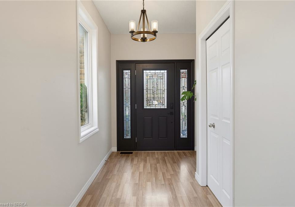 196-mcguiness-drive-brantford-ontario-40848016