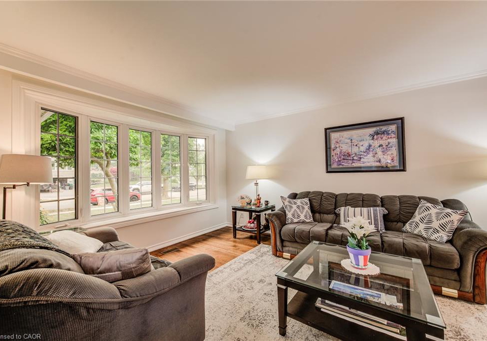 215-forestwood-drive-kitchener-ontario-40848070