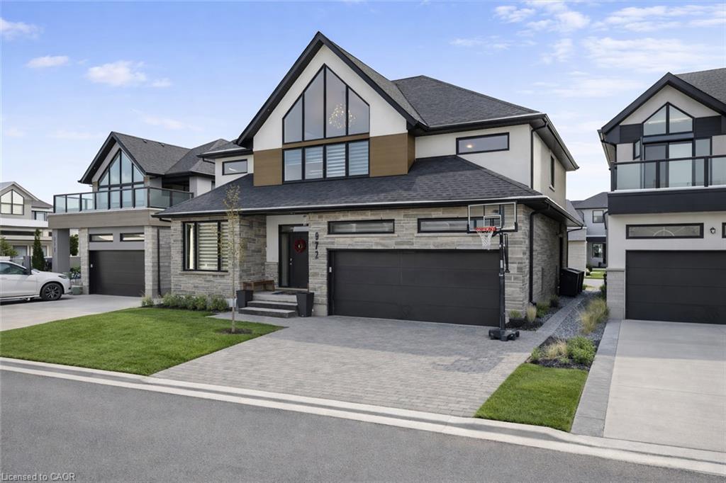972-stonecliffe-walk-kitchener-ontario-40848074