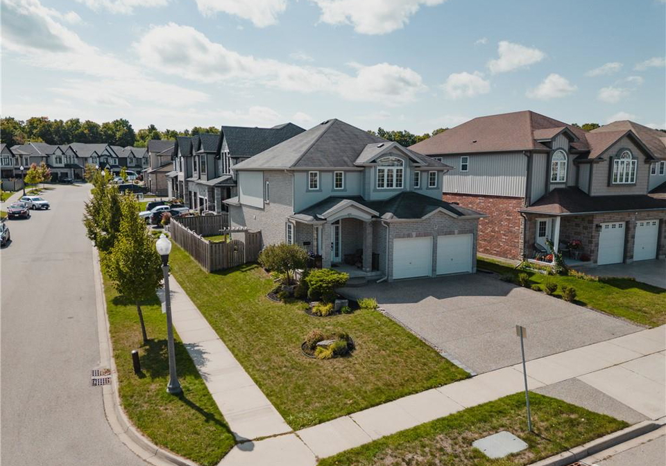 291-zeller-drive-kitchener-ontario-40848141