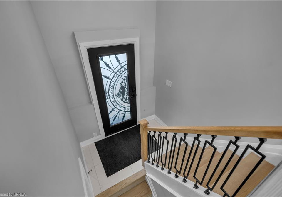 19-broad-street-brantford-ontario-40848181