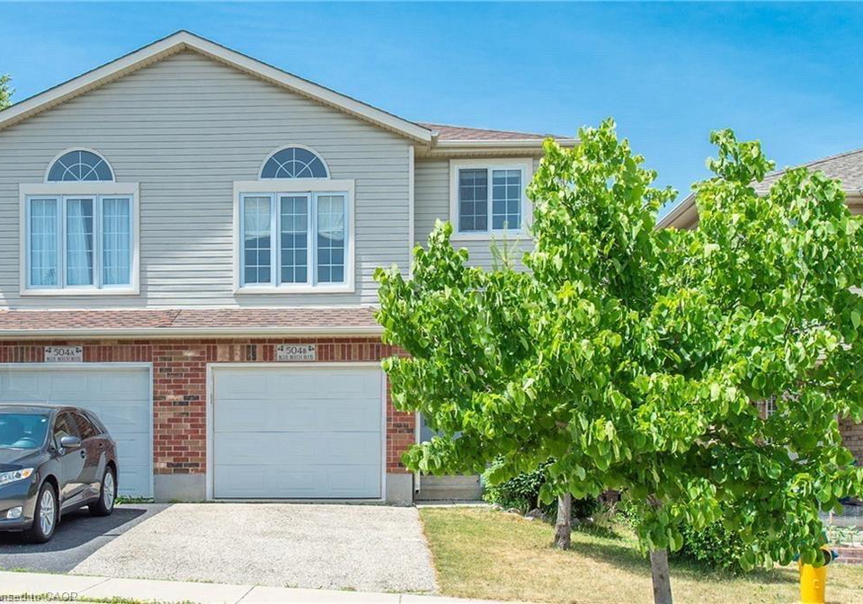 504-blue-beech-boulevard-waterloo-ontario-40848205