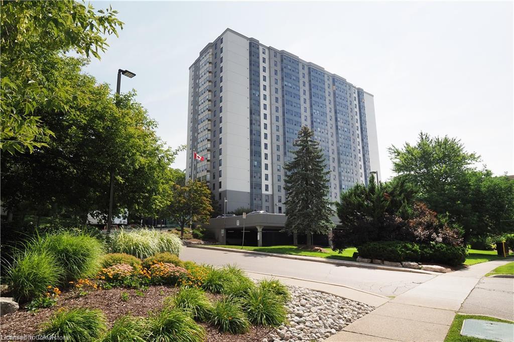 55-green-valley-drive-kitchener-ontario-40848236