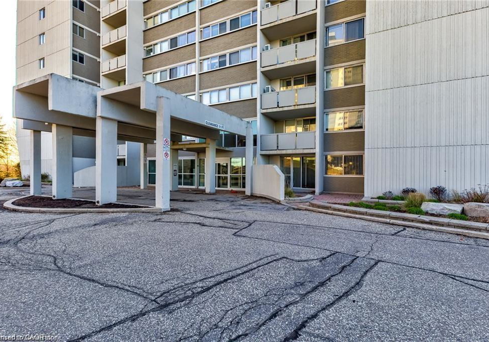 375-king-street-n-waterloo-ontario-40848343