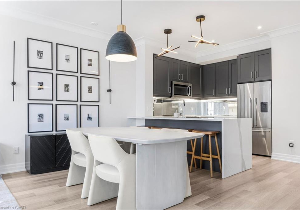 657-cricklewood-drive-mississauga-ontario-40848399