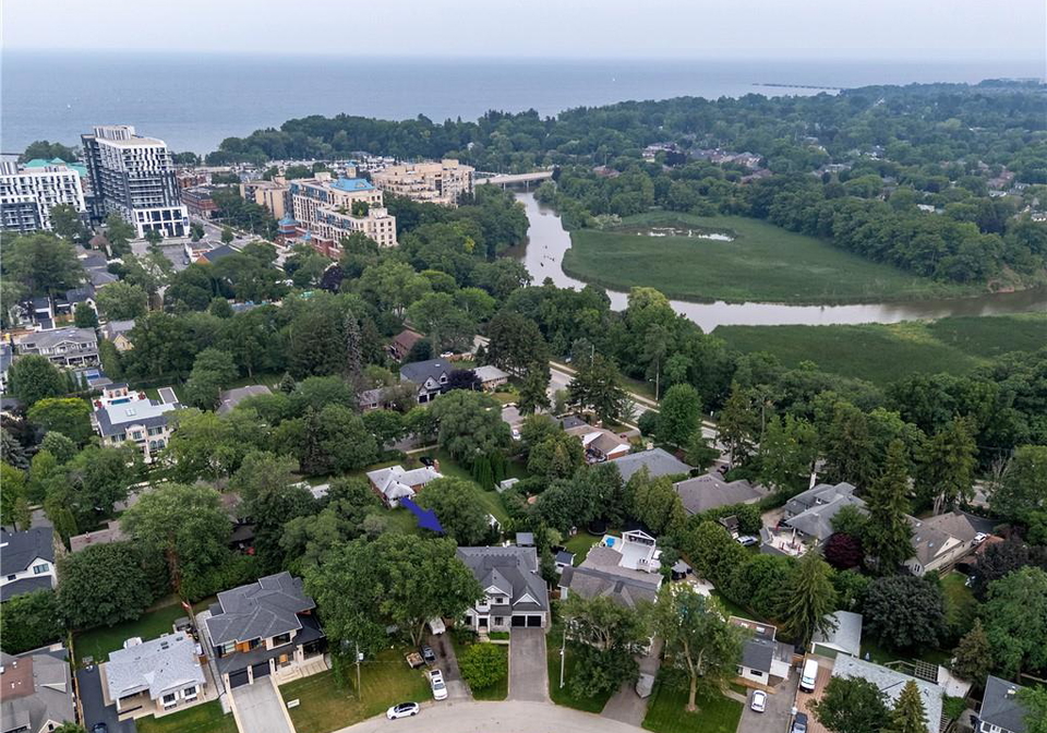 2458-meadowood-crescent-oakville-ontario-40848426