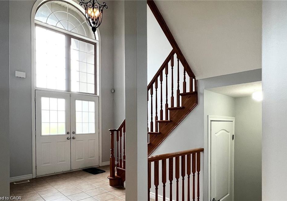 11-armour-crescent-ancaster-ontario-40848427