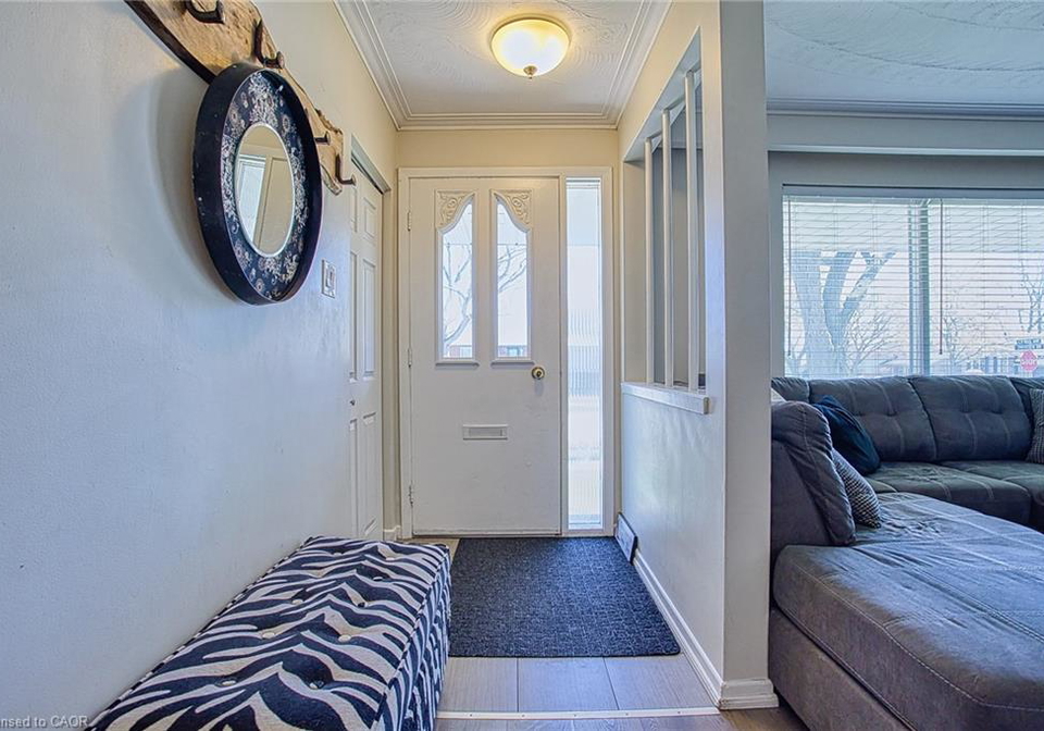 2387-cyprus-avenue-burlington-ontario-40848432