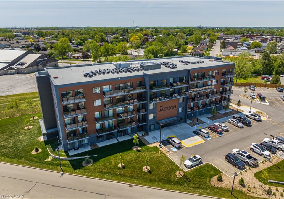 64-main-street-hagersville-ontario-40848435
