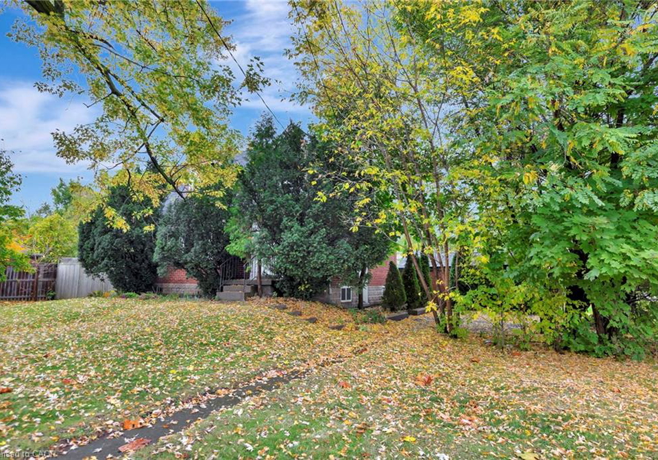 121-king-street-e-stoney-creek-ontario-40848452