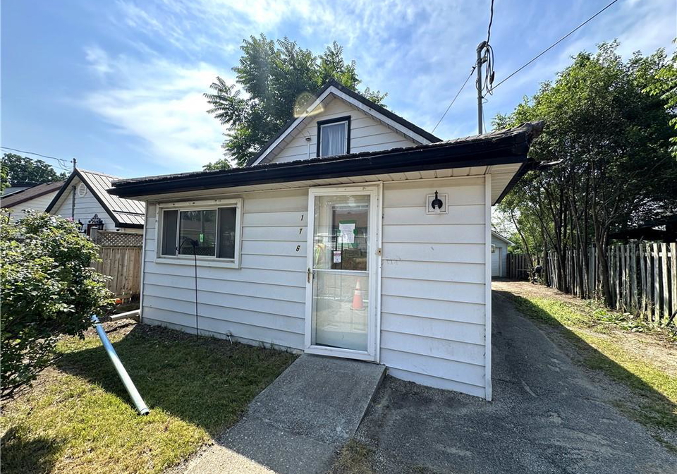 116-sovereen-street-delhi-ontario-40848457