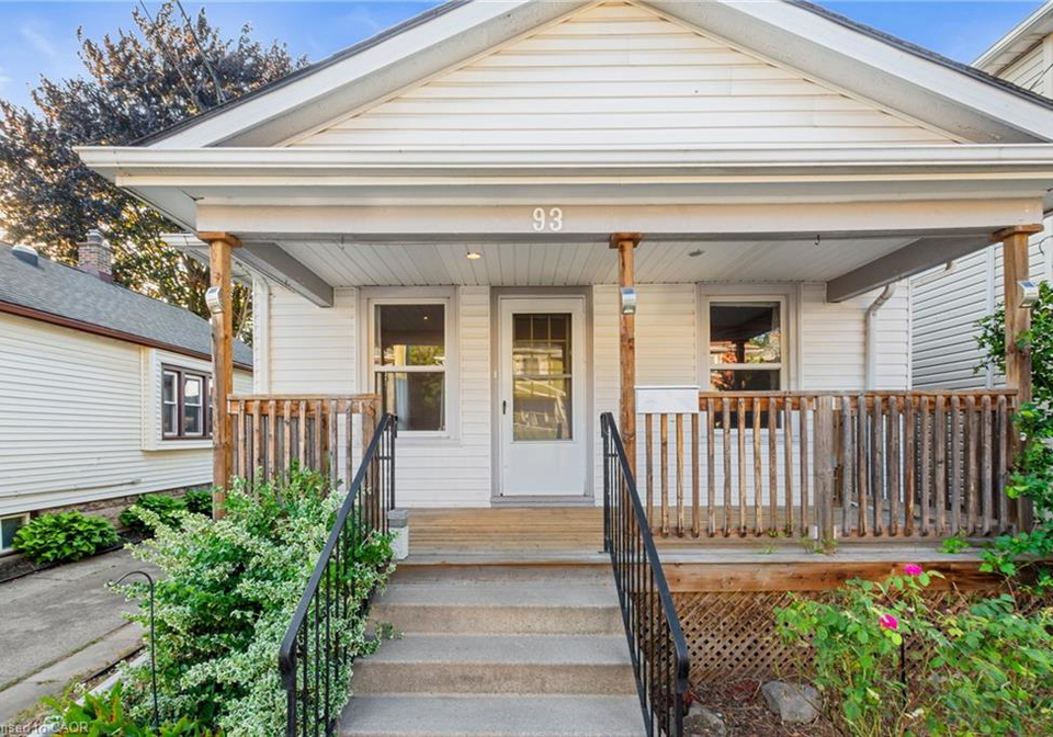 93-sherwood-avenue-st-catharines-ontario-40848463