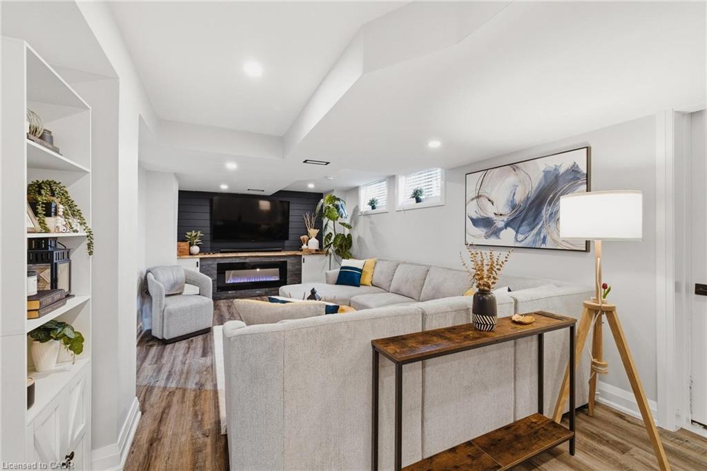 120-elgin-crescent-waterloo-ontario-40848533