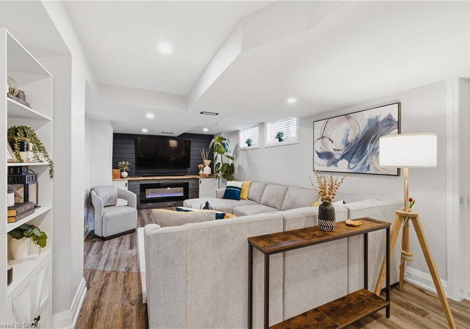 120-elgin-crescent-waterloo-ontario-40848533
