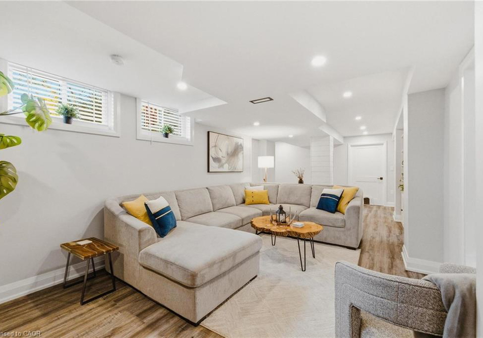 120-elgin-crescent-waterloo-ontario-40848533