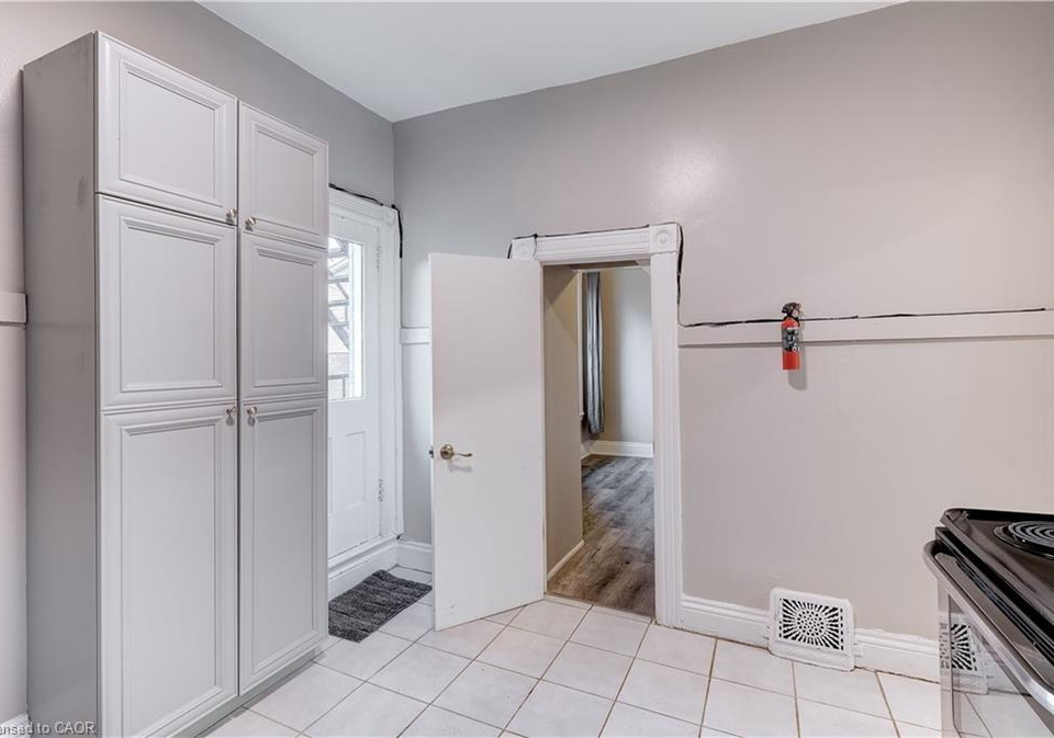 285-hess-street-s-hamilton-ontario-40848565
