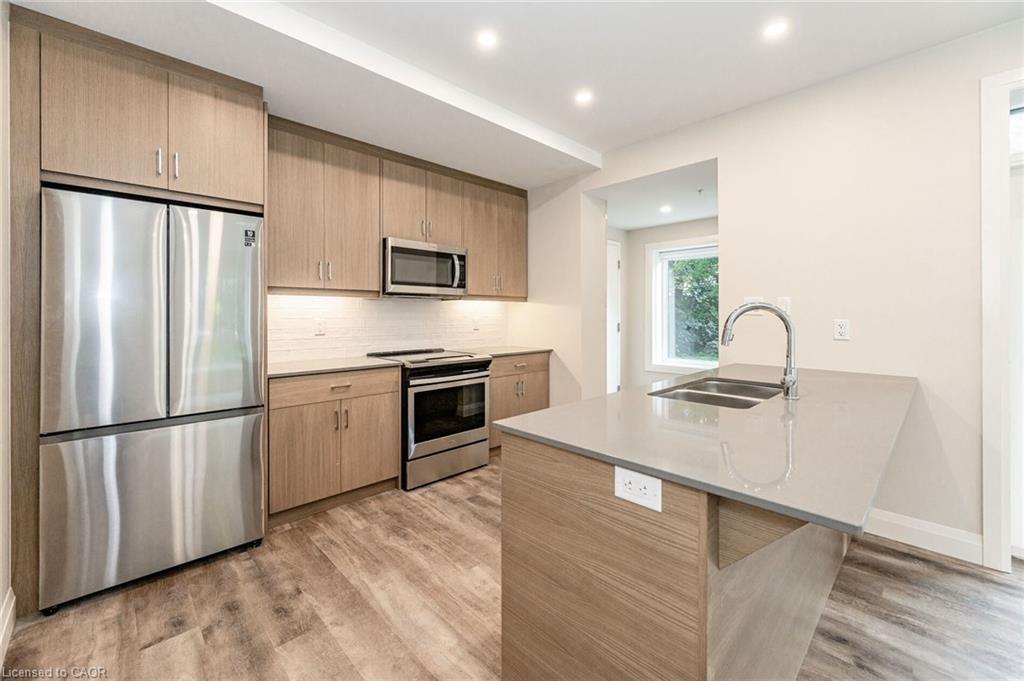 72-erb-street-e-waterloo-ontario-40848586