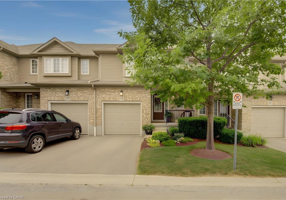 555-chablis-drive-waterloo-ontario-40848597