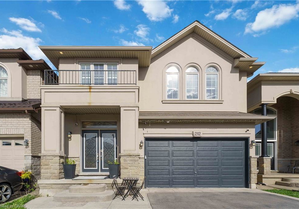 212-chartwell-circle-hamilton-ontario-40848623