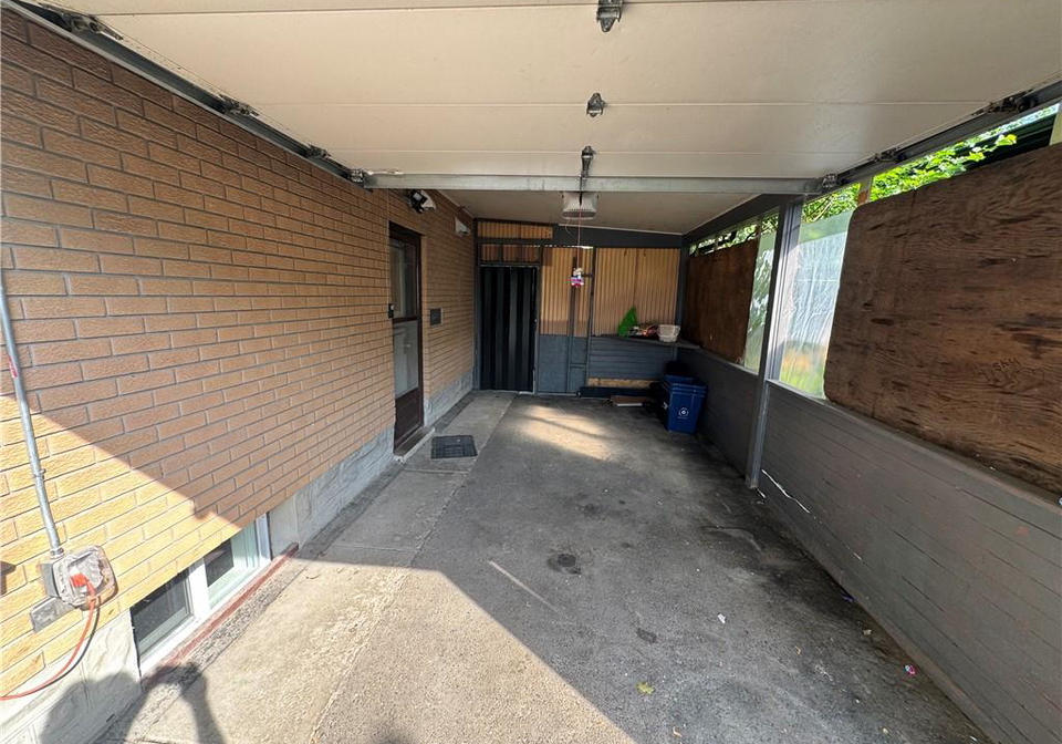 90-clive-road-kitchener-ontario-40848690