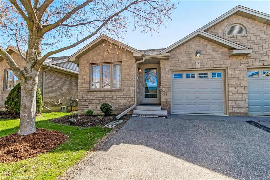 19-hanlon-place-paris-ontario-40848703