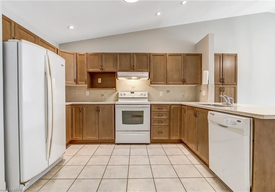 19-hanlon-place-paris-ontario-40848703