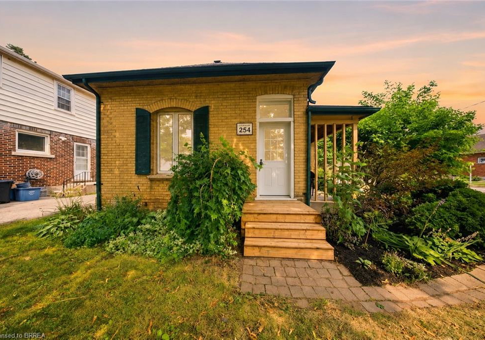254-erie-avenue-brantford-ontario-40848704
