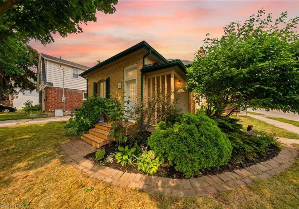 254-erie-avenue-brantford-ontario-40848704