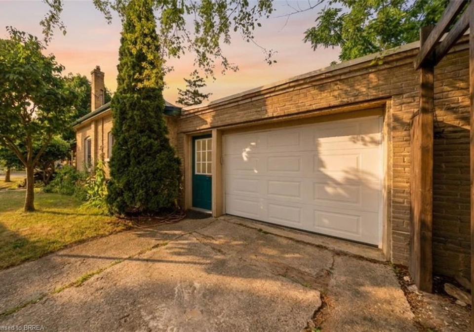 254-erie-avenue-brantford-ontario-40848704