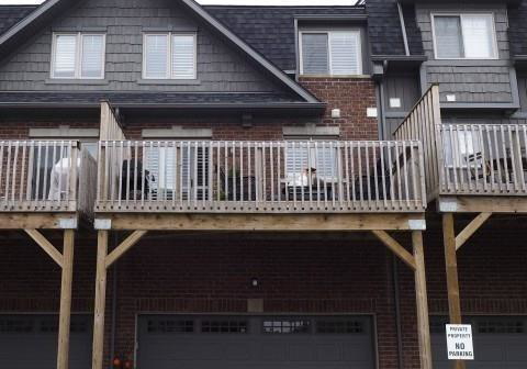 4-isaiah-drive-kitchener-ontario-40848798