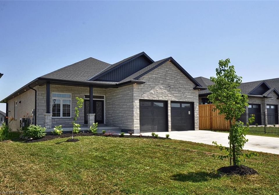 230-orr-street-stratford-ontario-40848801