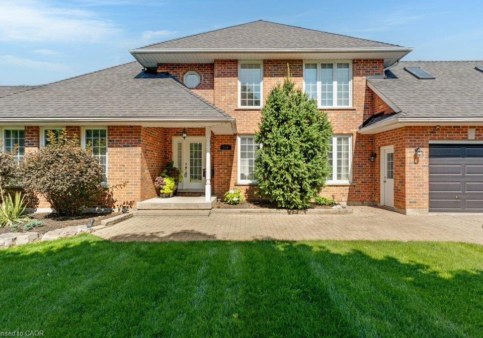 216-red-maple-court-north-dumfries-ontario-40848831